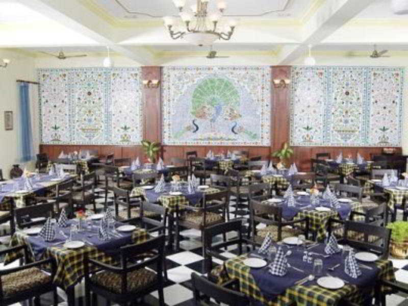 Amantra Shilpi Resort & Spa Udaipur Exterior foto
